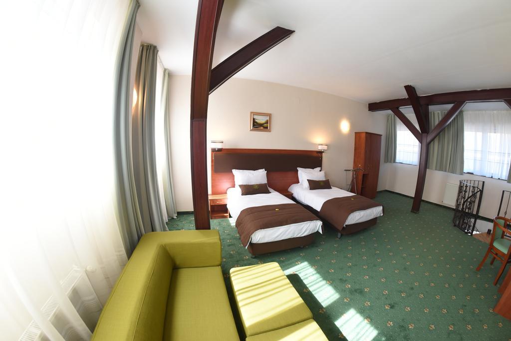 Hotel Fantanita Haiducului Bradu  Екстериор снимка